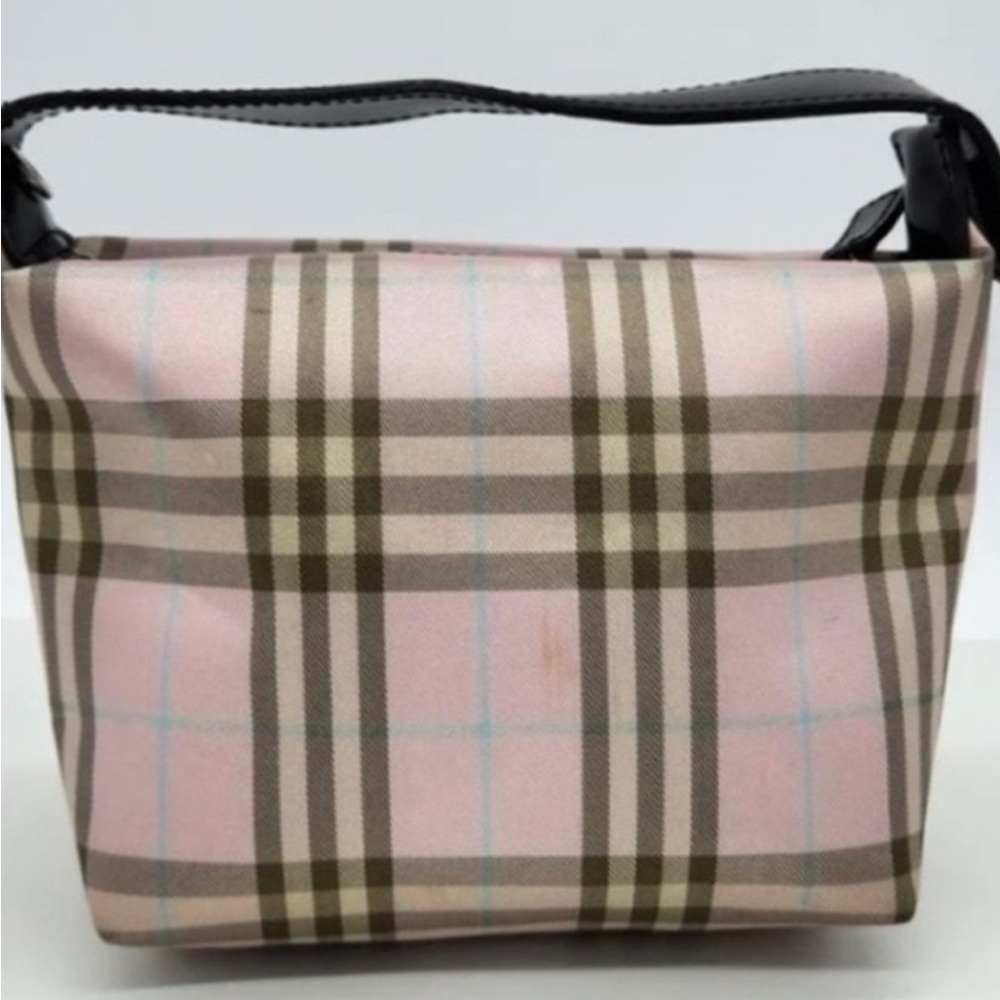 🔥SOLD! Sold! 🔥 💕Elegant Burberry Pink, white and blue Plaid Shoulder Bag💕